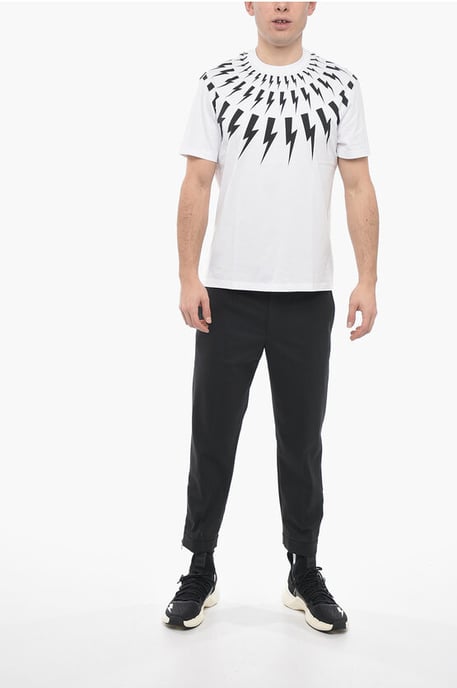 Camiseta FAIR-ISLE THUNDERBOLT de cuello redondo y corte entallado en blanco - Image 4