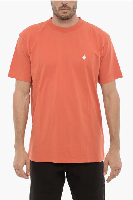Camiseta de cuello redondo con bordado de cruz en color naranja - Image 1