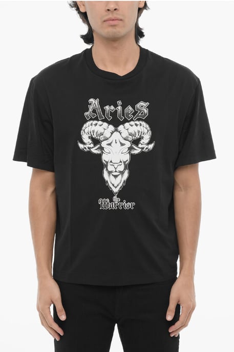 Camiseta ajustada de la banda de rock del zodiaco Aries en negro - Image 1