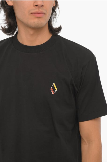 Camiseta de algodón con cuello redondo en color negro - Image 3