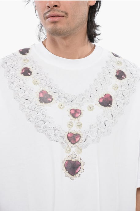 Camiseta holgada con estampado de collar en blanco - Image 3