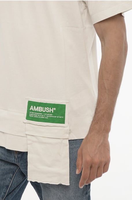 Camiseta de cuello redondo de color liso con bolsillo en la cintura en blanco - Image 3