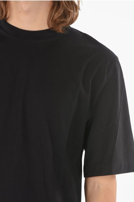 Camiseta minimalista de jersey con mangas de nailon elástico en color negro - Image 3