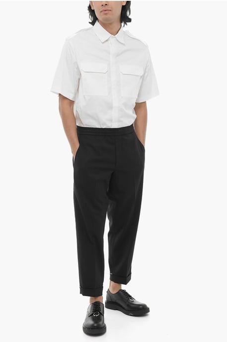 Pantaloni REM Slim Fit a Vita Bassa con Elastico en Vita en Negro - Image 4