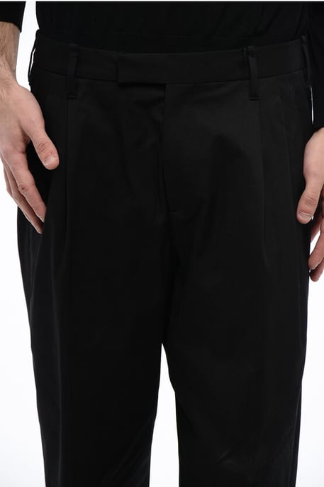 Pantalones de algodón elástico MICK con doble pliegue en negro - Image 3