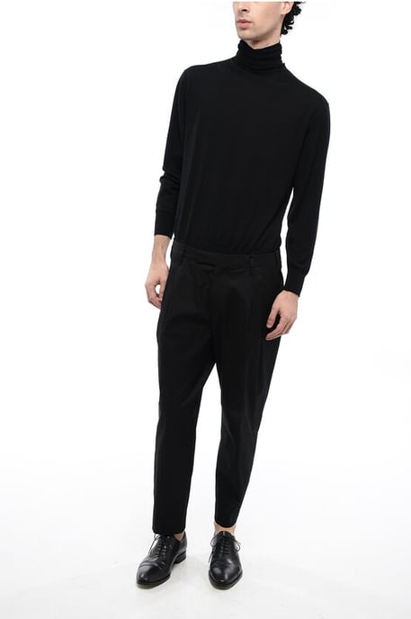 Pantalones de algodón elástico MICK con doble pliegue en negro - Image 4