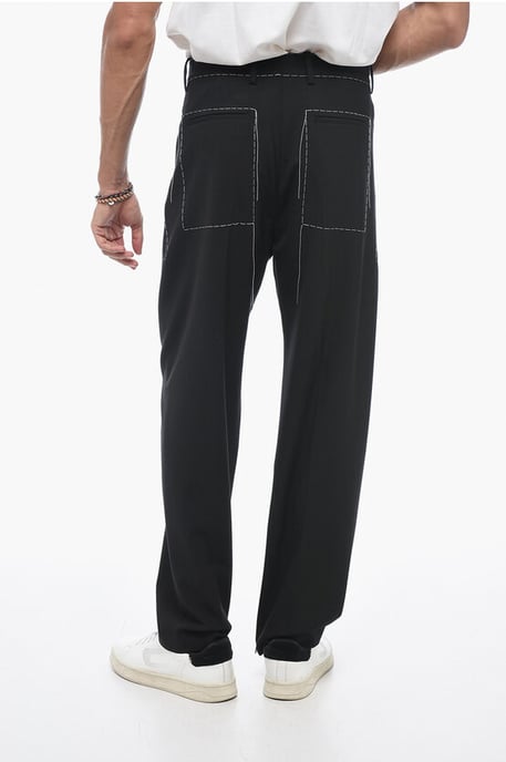 Pantalones de sastrería con detalles de costura en negro - Image 4