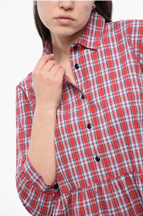 Camisa de algodón a cuadros con mangas 3/4 en color rojo - Image 3