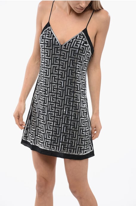 Vestido sin mangas con monograma de pedrería - Image 4