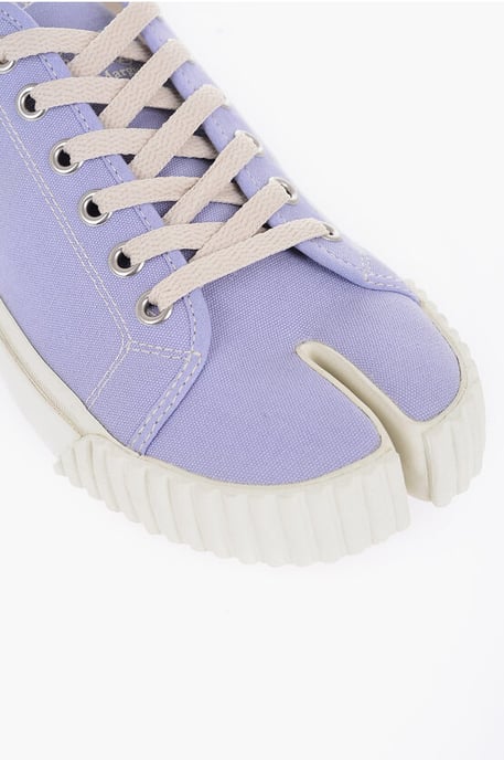 Zapatillas Tabi de lona de caña baja en violeta - Image 4