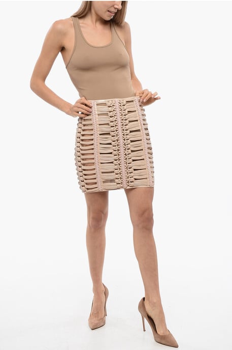 Minifalda transparente REVIVAL de cuero ecológico tejido en rosa - Image 4