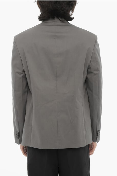 Blazer de 2 botones con solapa, aberturas laterales y muesca en gris - Image 2