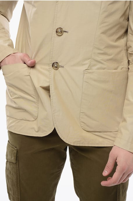 Cazadora cortavientos Coach en beige - Image 3