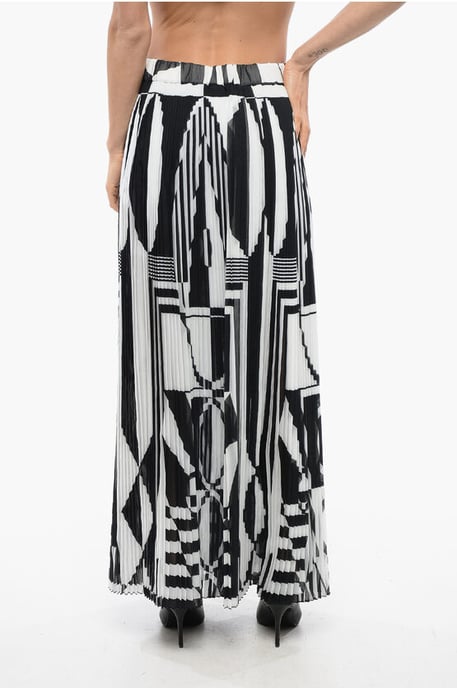 Falda plisada larga con estampado geométrico en blanco y negro - Image 2