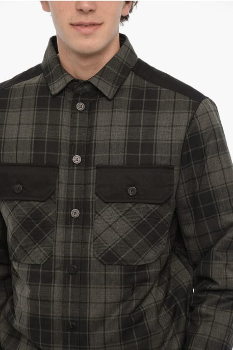 Camisa acolchada de cuadros con doble bolsillo en el pecho en Nero, Grigio - Image 3