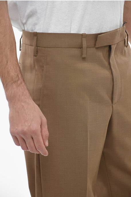 Pantalones chinos JAMIE de corte entallado con cremallera en los tobillos en marrón - Image 3