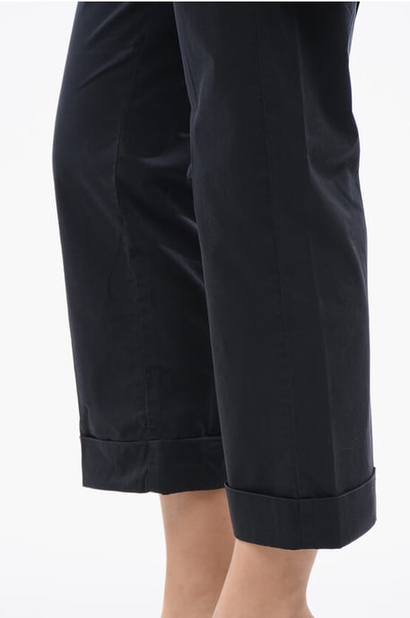Pantalones chinos de corte corto de algodón elástico en azul - Image 3