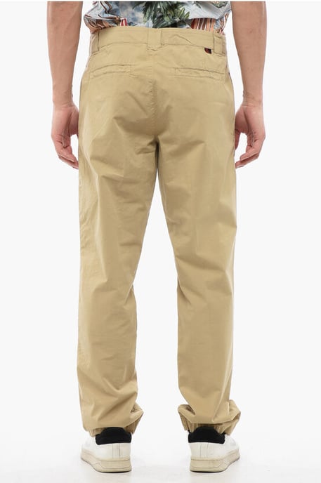 Pantalones chinos de cintura alta en beige - Image 2