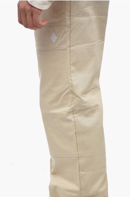 Pantalones chinos CROSS de algodón en beige - Image 2