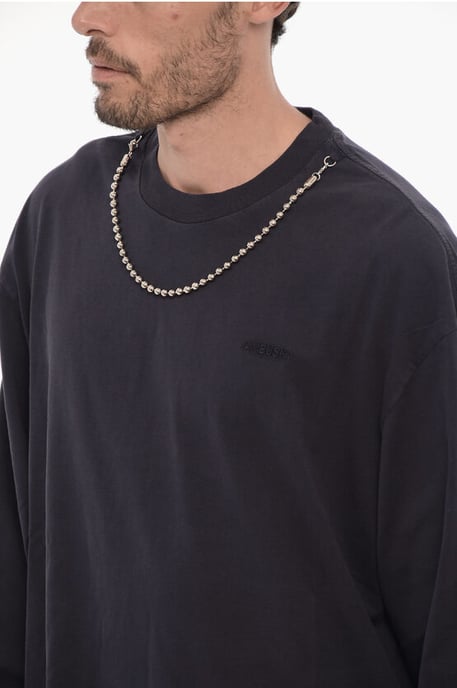 Camiseta de manga larga con cuello redondo y cadena plateada en azul - Image 3