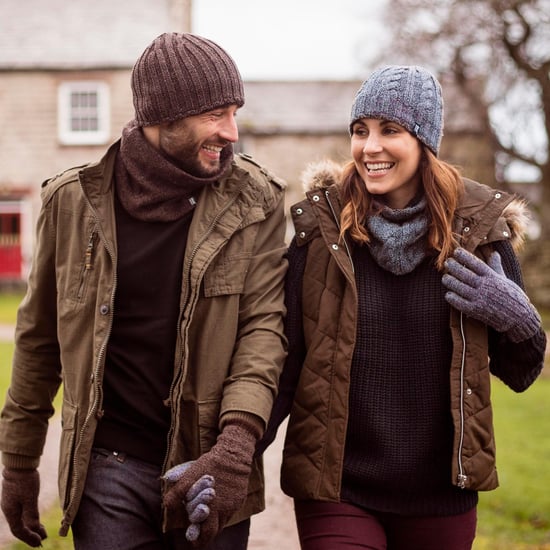 Conjunto Térmico de Invierno para Damas - Gorro, Guantes, Calentador de Cuello y Calcetines Retorcidos - Image 4