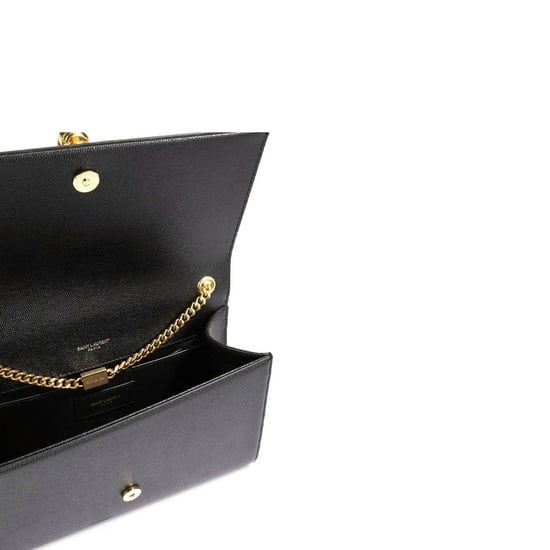 Bolso de hombro tipo servilleta Kate de piel granulada con borlas de Saint Laurent - Image 3