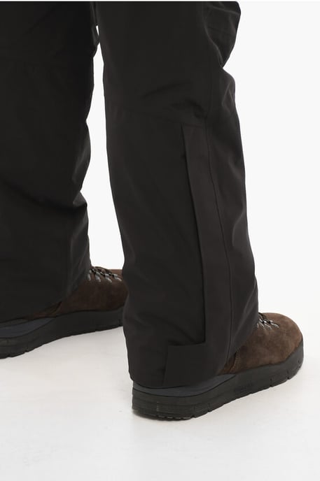 Pantalones de esquí acolchados de tela impermeable en negro - Image 4
