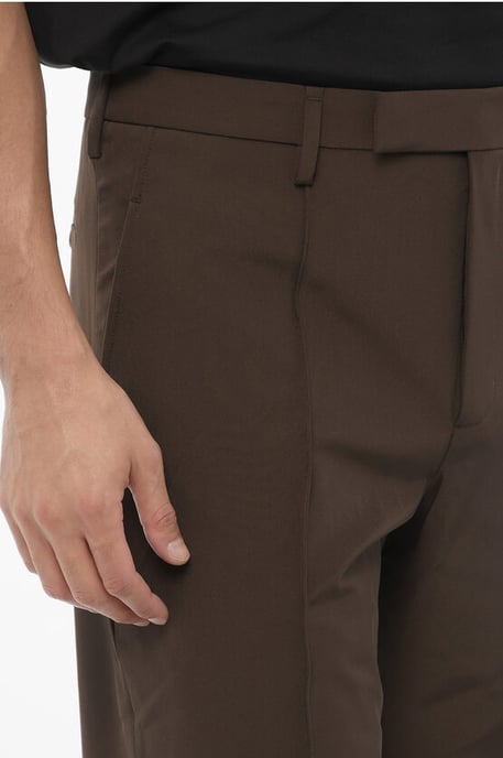 Pantalones de tejido técnico de corte ajustado en color marrón - Image 2
