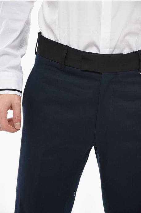Pantalones TOM Slim Fit con bordes en contraste y botones en los tobillos en azul - Image 3