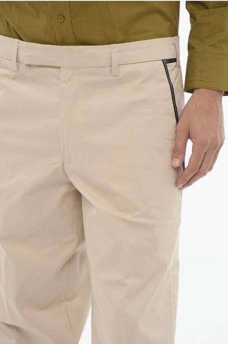 Pantalones de corte regular y ajustado con trabillas para cinturón en beige - Image 3