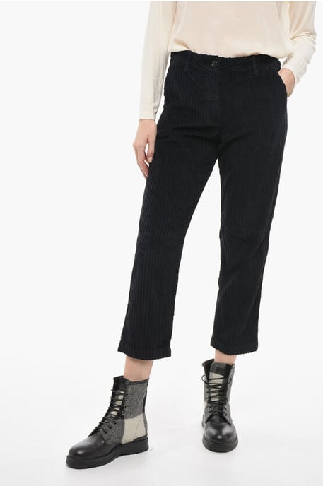 Pantalones cortos de pana con corte cónico en negro - Image 1