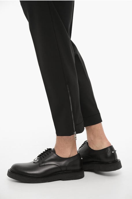 Pantalones ajustados con cremallera en el tobillo en negro - Image 3