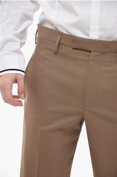 Pantalones JAMIE de corte entallado con cremallera en el tobillo en marrón - Image 3