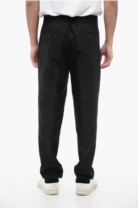 Pantalones de mezcla de lino de corte cónico con doble pliegue en negro - Image 2