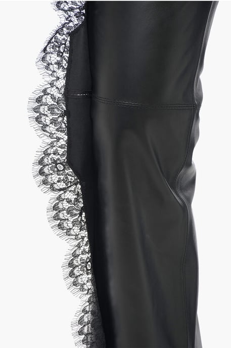 Pantalones de cuero con detalles de encaje en negro - Image 4