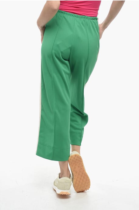 Pantalones acampanados deportivos con bandas laterales en contraste en verde - Image 2