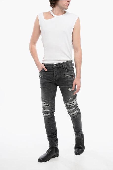 Vaqueros desgastados multibolsillos con detalles de cuero estilo biker, 1 en gris - Image 4