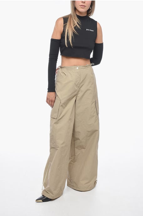 Pantalones cargo PARACHUTE de pierna ancha en beige - Image 4