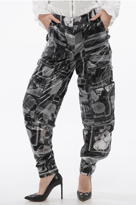 Pantalones cargo XRAY NY estampados en negro - Image 1