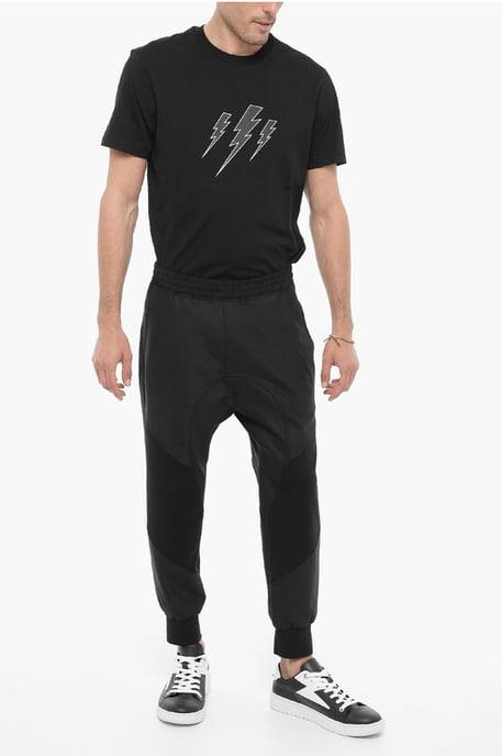 Pantalones casuales de mezcla de lana virgen de corte holgado en negro - Image 4