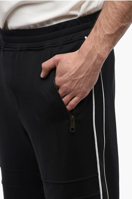 Pantalones deportivos MODERNIST de tiro bajo con detalle de motociclista en negro - Image 3