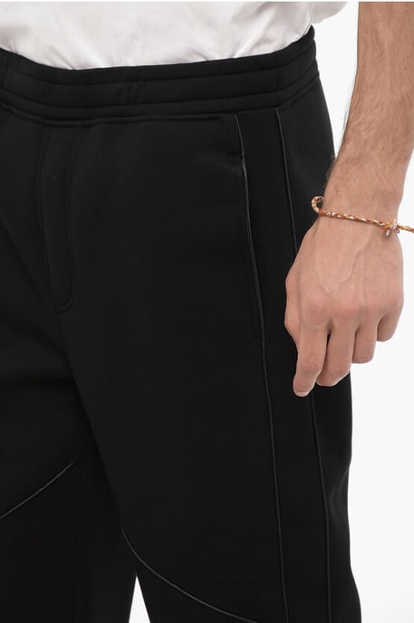 Joggers ajustados con cintura con cordón en negro - Image 3