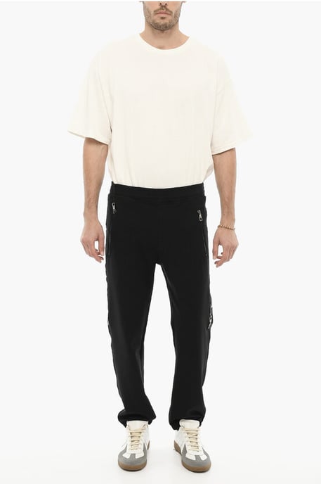 Joggers ajustados con estampado de rayos laterales en negro - Image 4