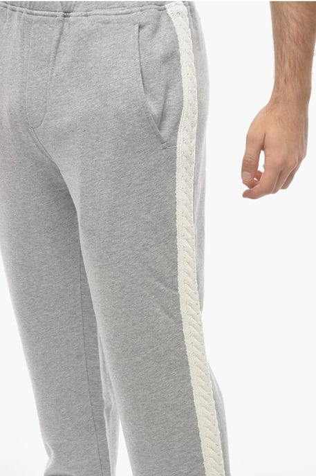 Pantalones deportivos holgados de algodón con bandas laterales de punto en gris - Image 3