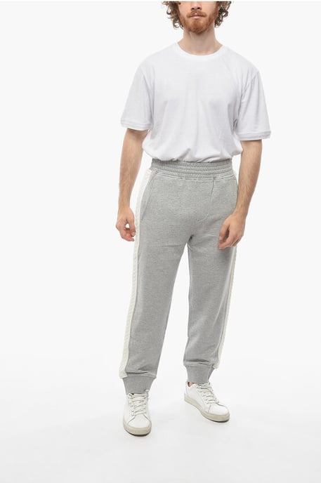 Pantalones deportivos holgados de algodón con bandas laterales de punto en gris - Image 4