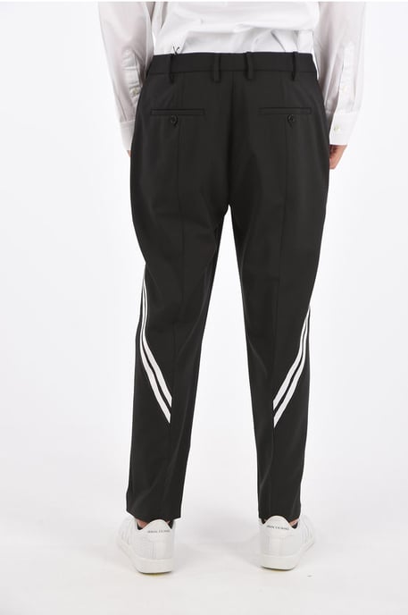 Pantalones ajustados de cintura media en color negro - Image 2