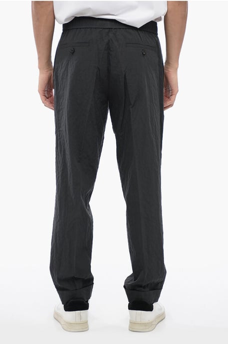 Pantalones REM de algodón arrugado en gris - Image 2