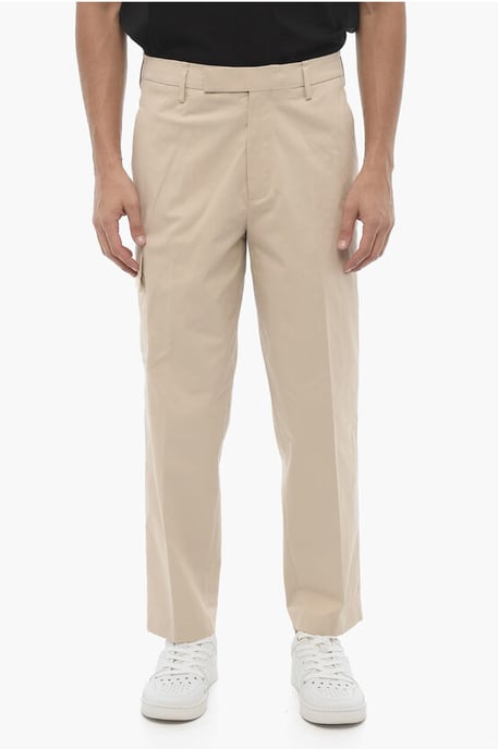 Pantalones cargo ajustados con trabillas para cinturón en beige - Image 1
