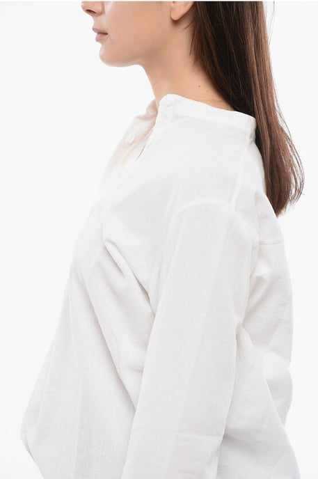 Blusa larga de mezcla de lino con cuello mandarín en color blanco - Image 3