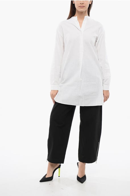 Blusa larga de mezcla de lino con cuello mandarín en color blanco - Image 4